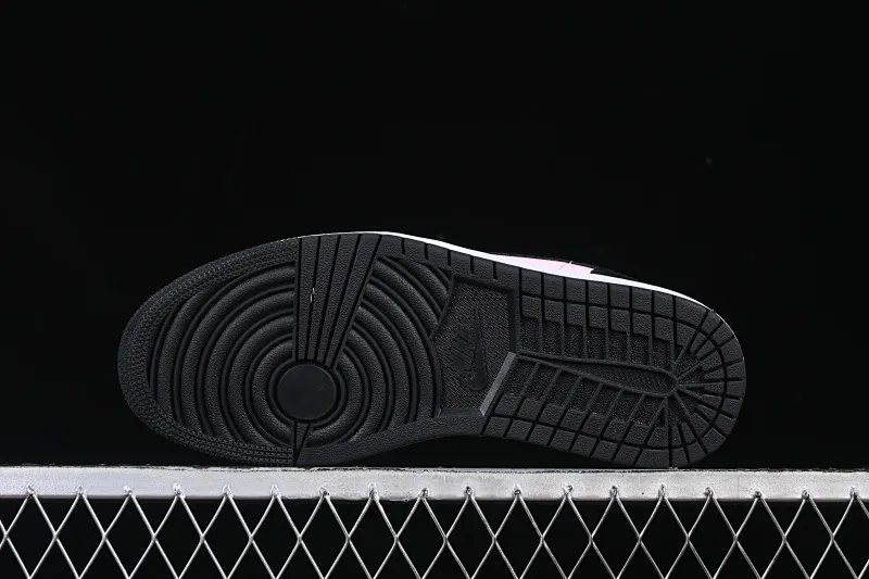 All categories Air Jordan Jordan series basketball shoes Air Jordan 1 Low Air Jordan 1 Low AJ1 Joe 1 black powder low-top cultural casual sneakers IO3394-663